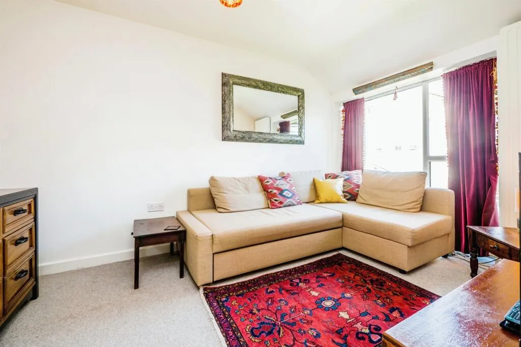 2 bed Mews
