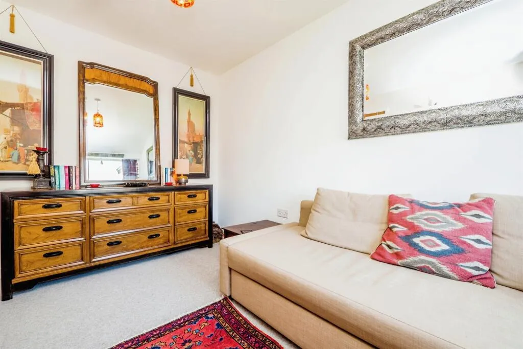 2 bed Mews
