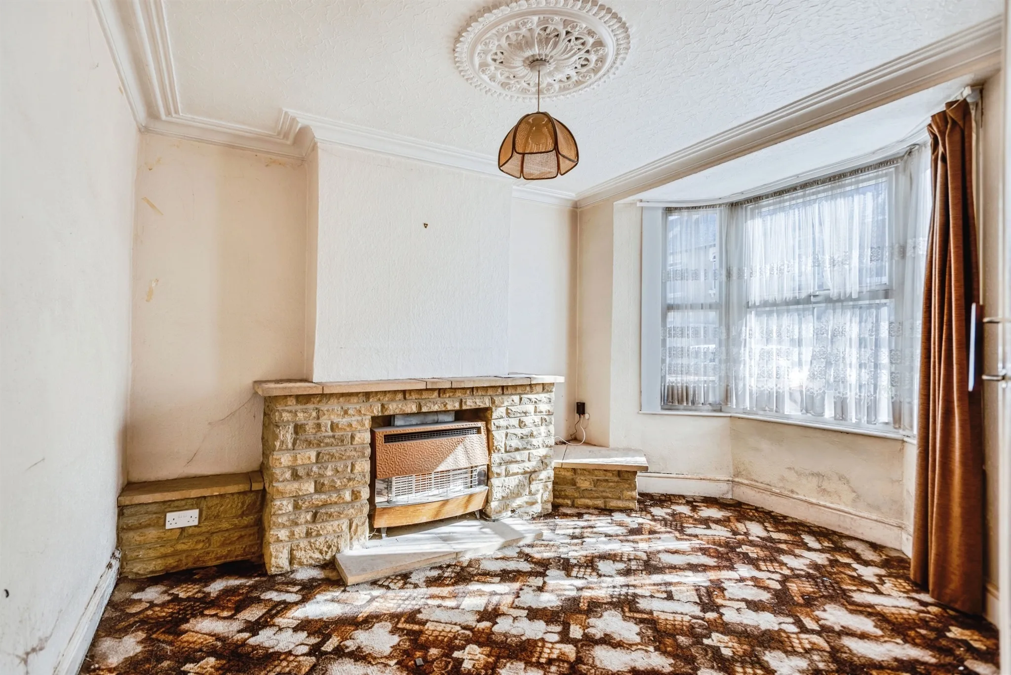 2 bed Terraced