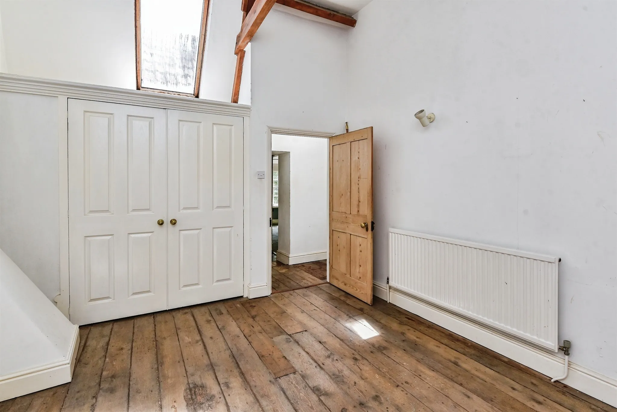4 bed Semi-Detached