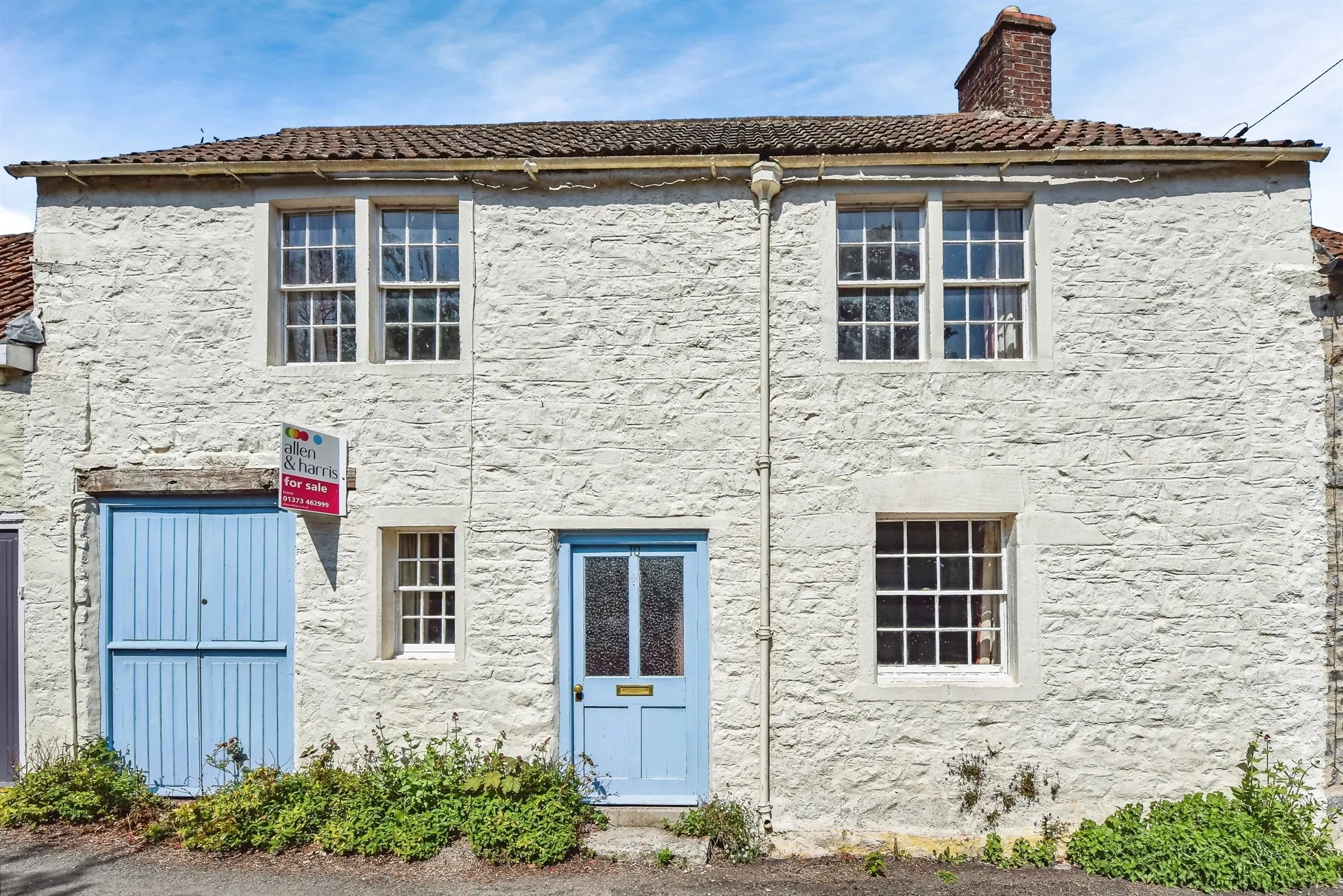 4 bed Semi-Detached