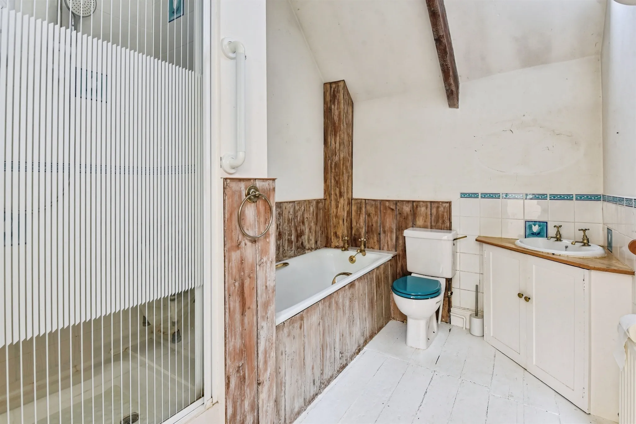 4 bed Semi-Detached