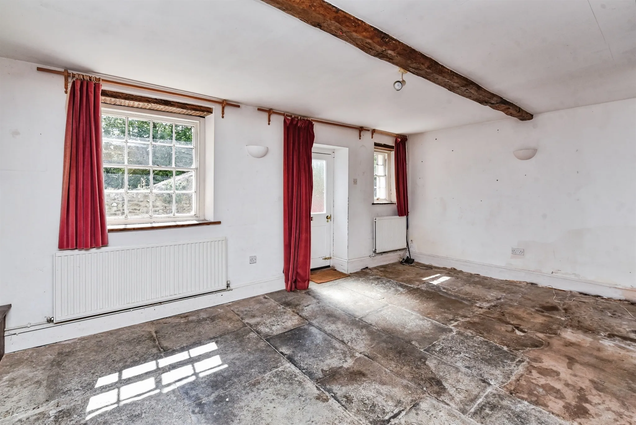 4 bed Semi-Detached