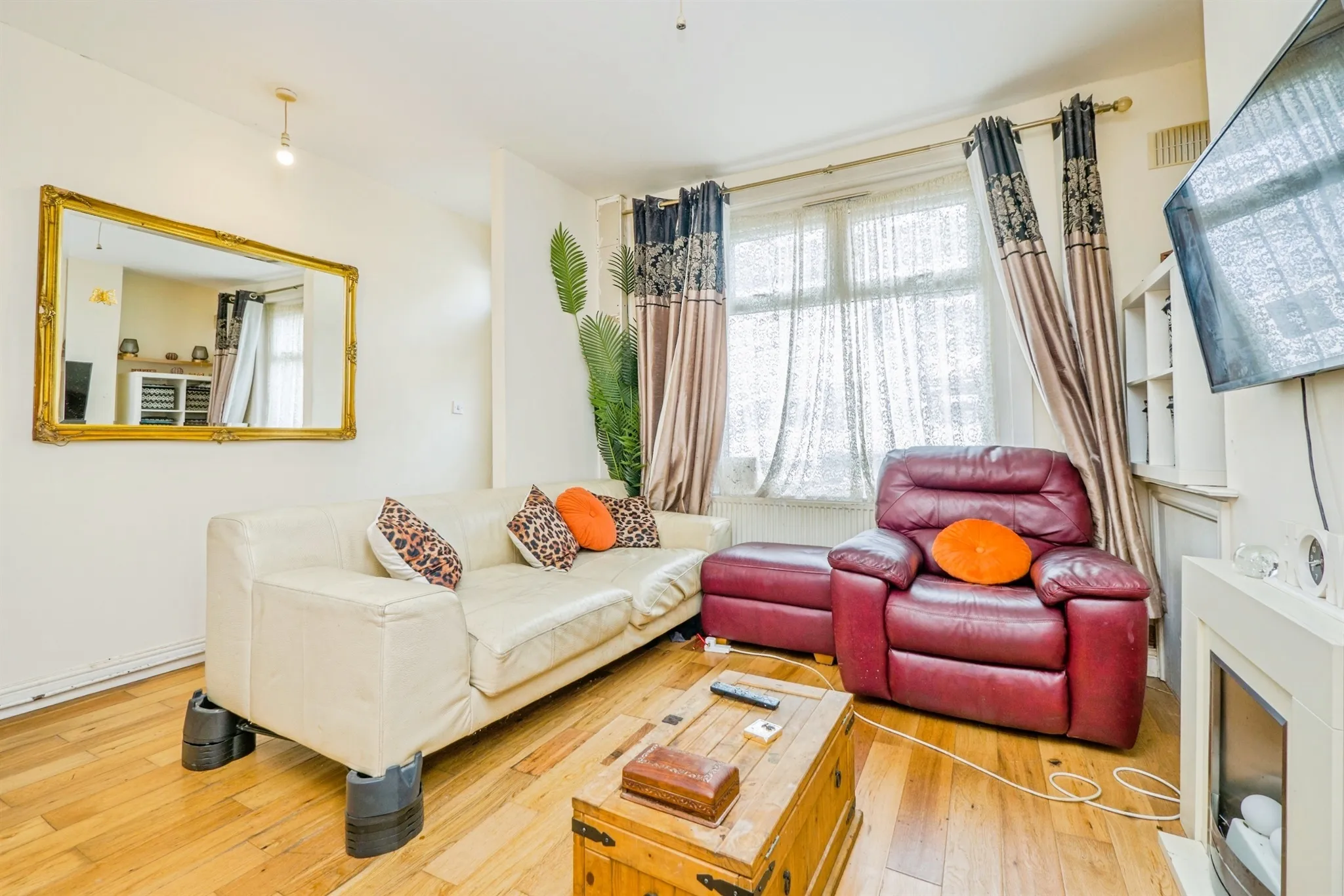 2 bed Terraced