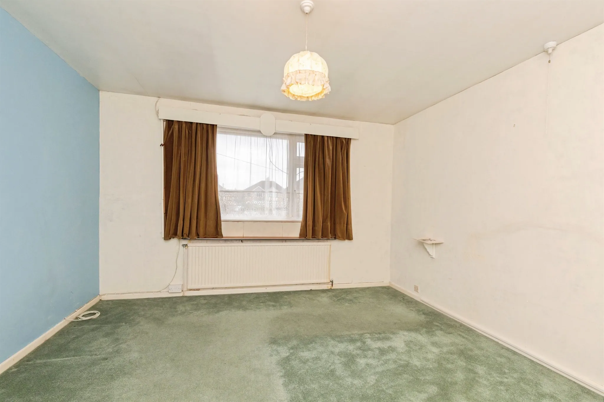 3 bed Semi-Detached