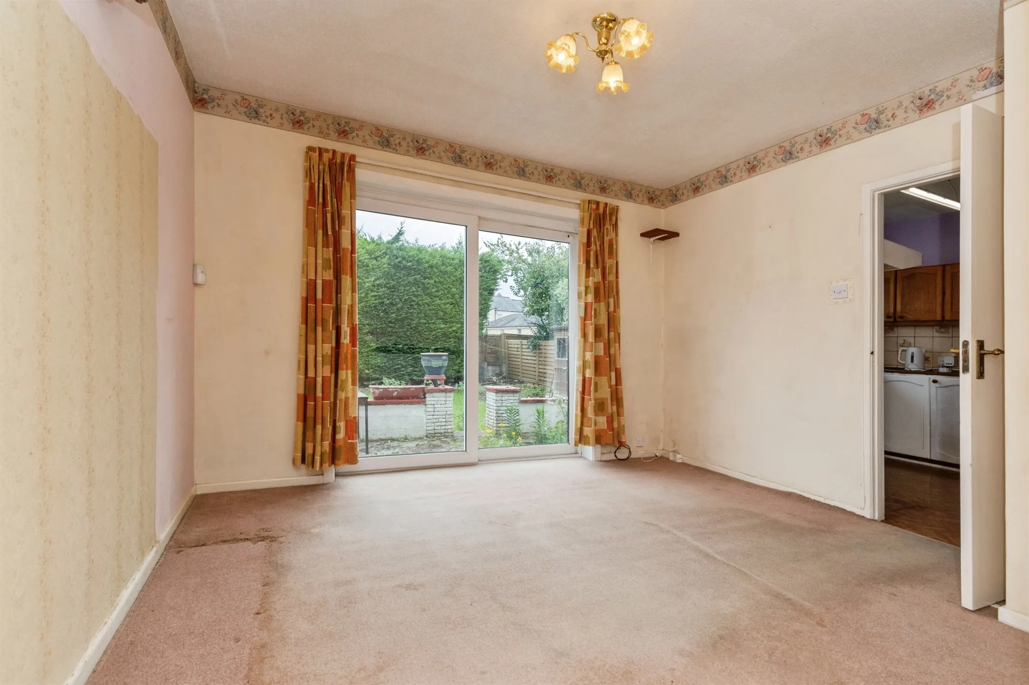 3 bed Semi-Detached