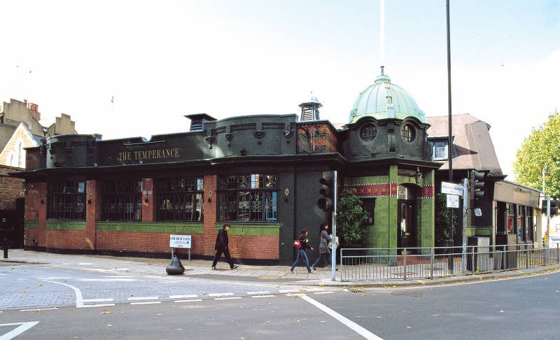 Prominent and Attractive Freehold Public House Investment