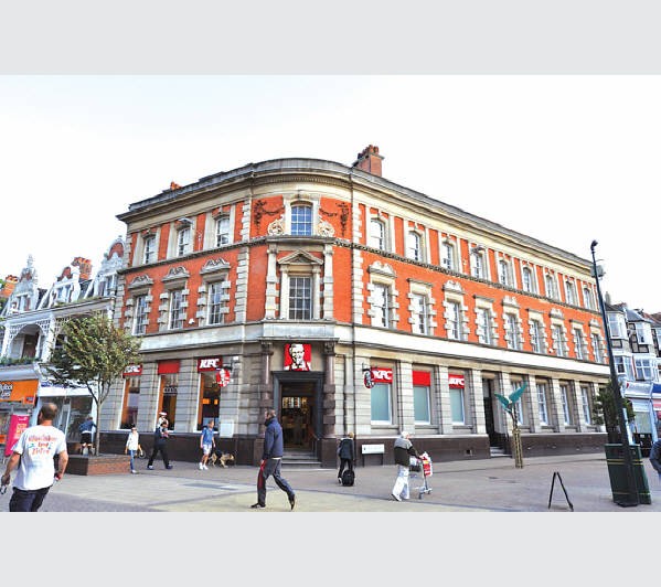Prominent Freehold Restaurant Investment