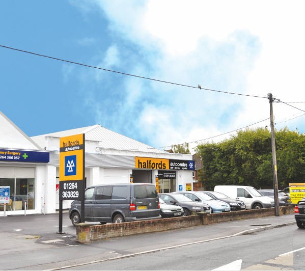 Modern Freehold Autocentre Investment