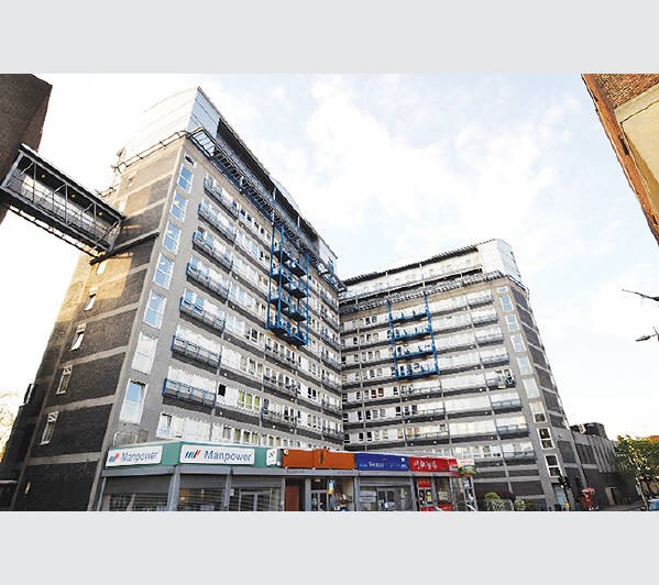 Four Leasehold Self-Contained Purpose Built Tenth and Eleventh Floor Penthouse Maisonettes