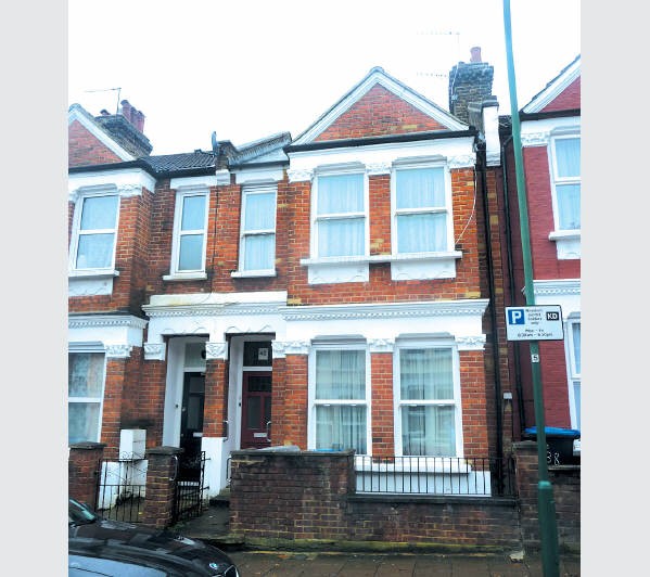 A Leasehold Self-Contained Ground Floor Flat