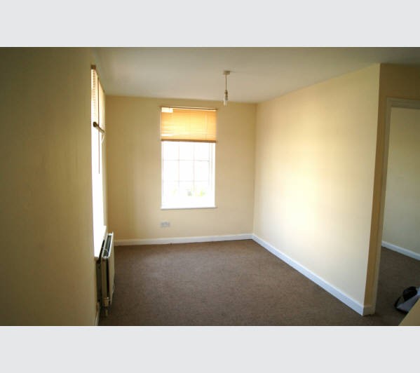 A Leasehold Self-Contained First Floor Flat