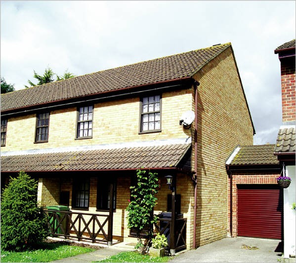 A Freehold Linked Detached House