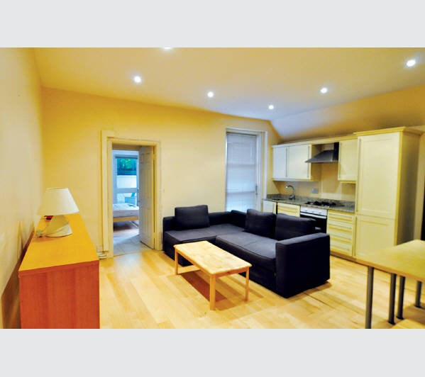 A Leasehold Self-Contained Lower Ground Floor Flat
