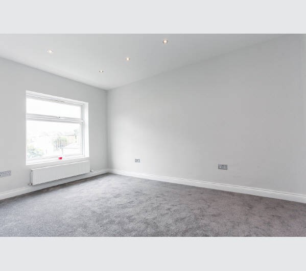 A Leasehold Self-Contained First Floor Maisonette