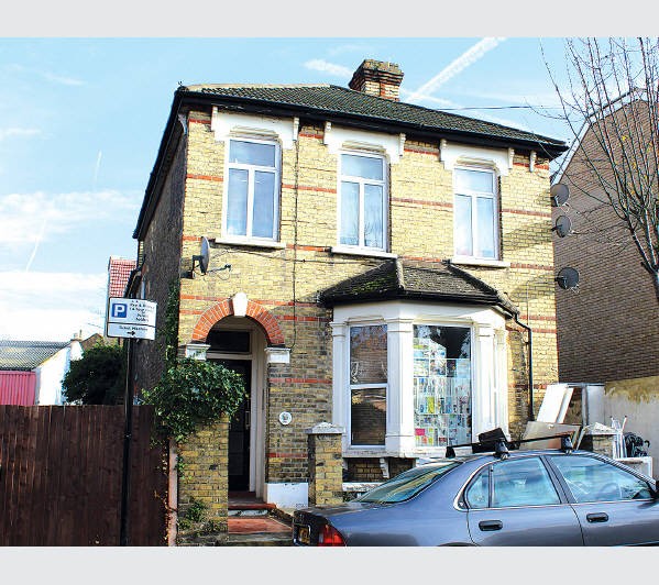 A Leasehold Self-Contained First Floor Flat