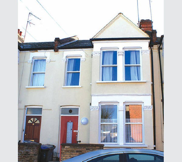 A Leasehold Self-Contained First Floor Flat