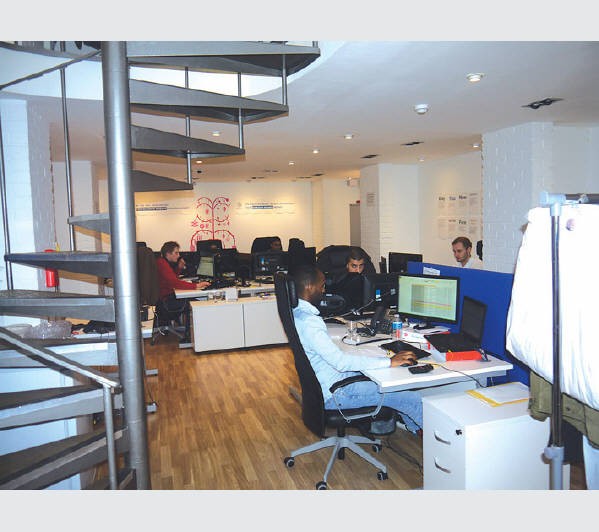 Freehold Mid Terrace Five Storey Building