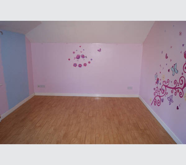 Freehold Detached Building