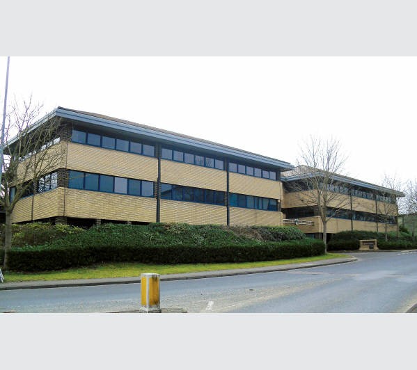A Freehold Detached Office Building Extending (NIA) to Approximately 902 sq m (9,708 sq ft)