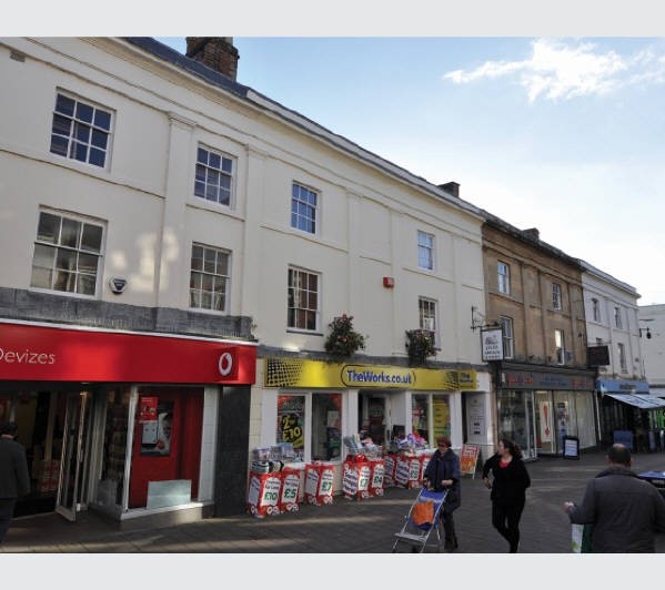 Virtual Freehold Grade II Listed Retail and Residential Investment