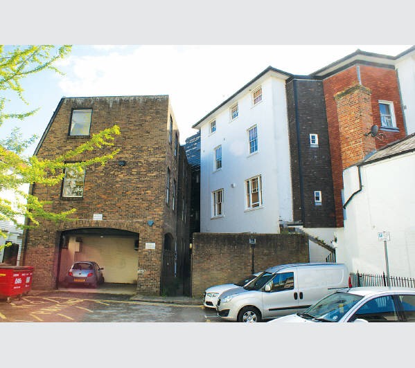 Four Leasehold Self-Contained Flats