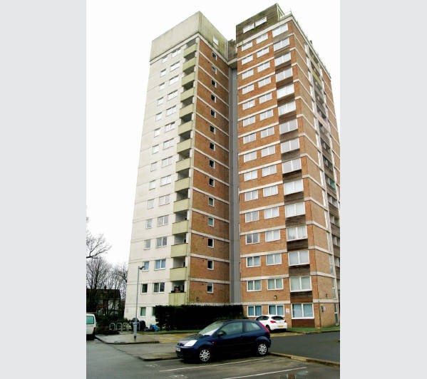 Three Leasehold Self-Contained Purpose Built Flats and Two Leasehold Self-Contained Maisonettes