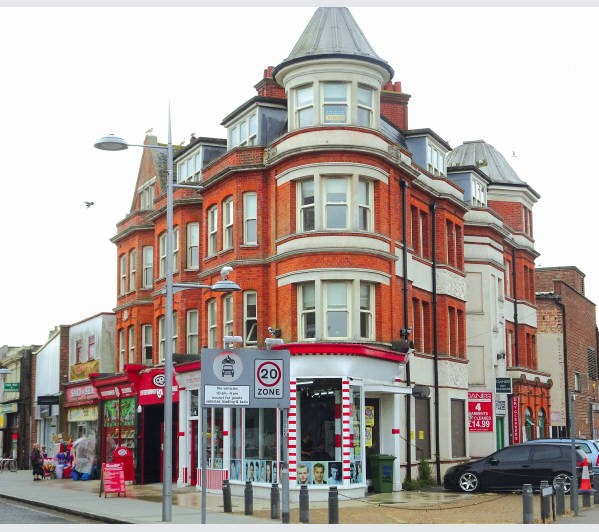 Six Leasehold Self-Contained Flats