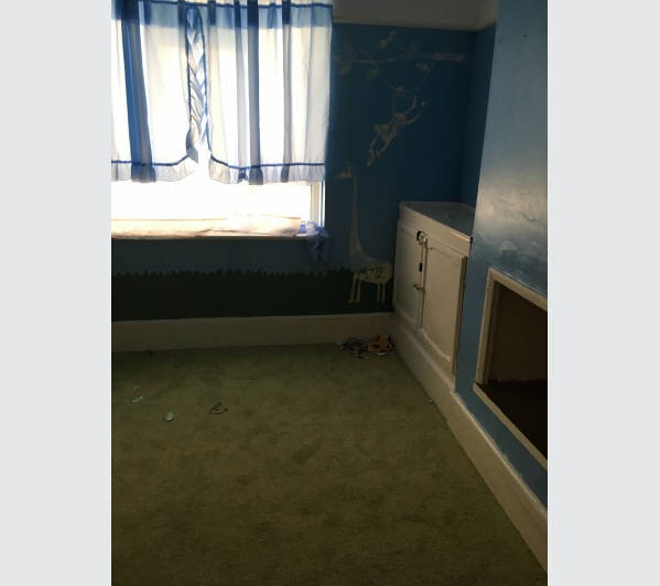 A Leasehold Self-Contained First Floor Flat