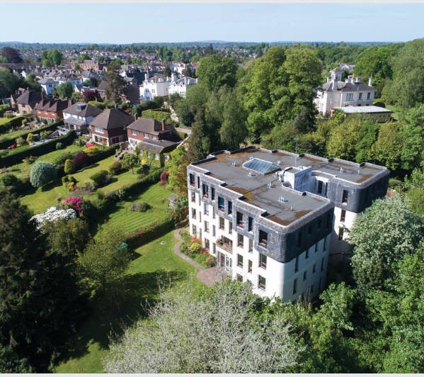 A Substantial Well Located Unbroken Freehold Purpose Built Block