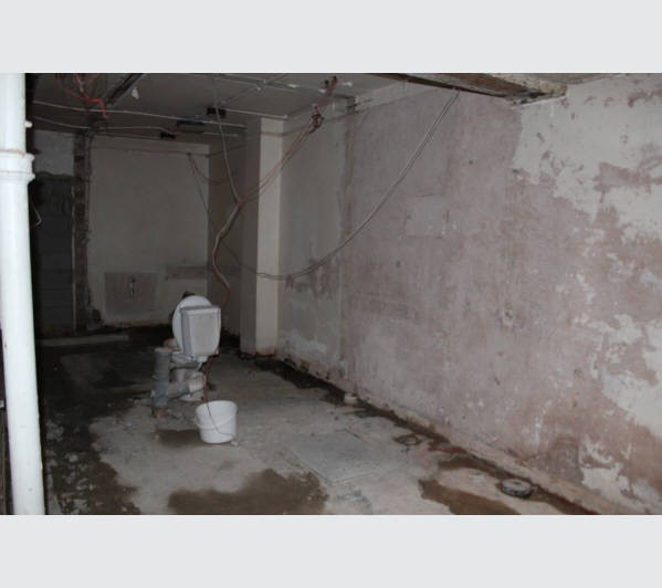 A Lower Ground Floor Storage/Office Unit.