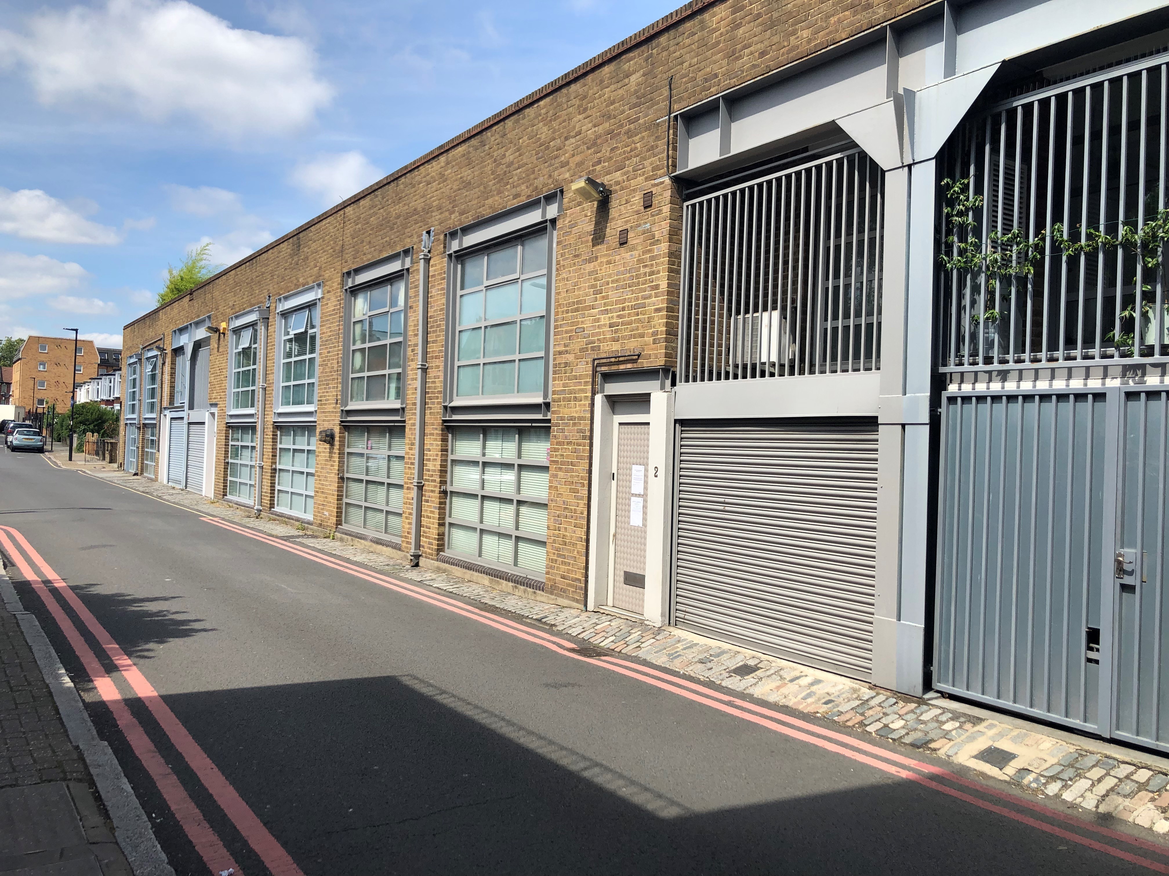VACANT - Freehold Mid Terrace House