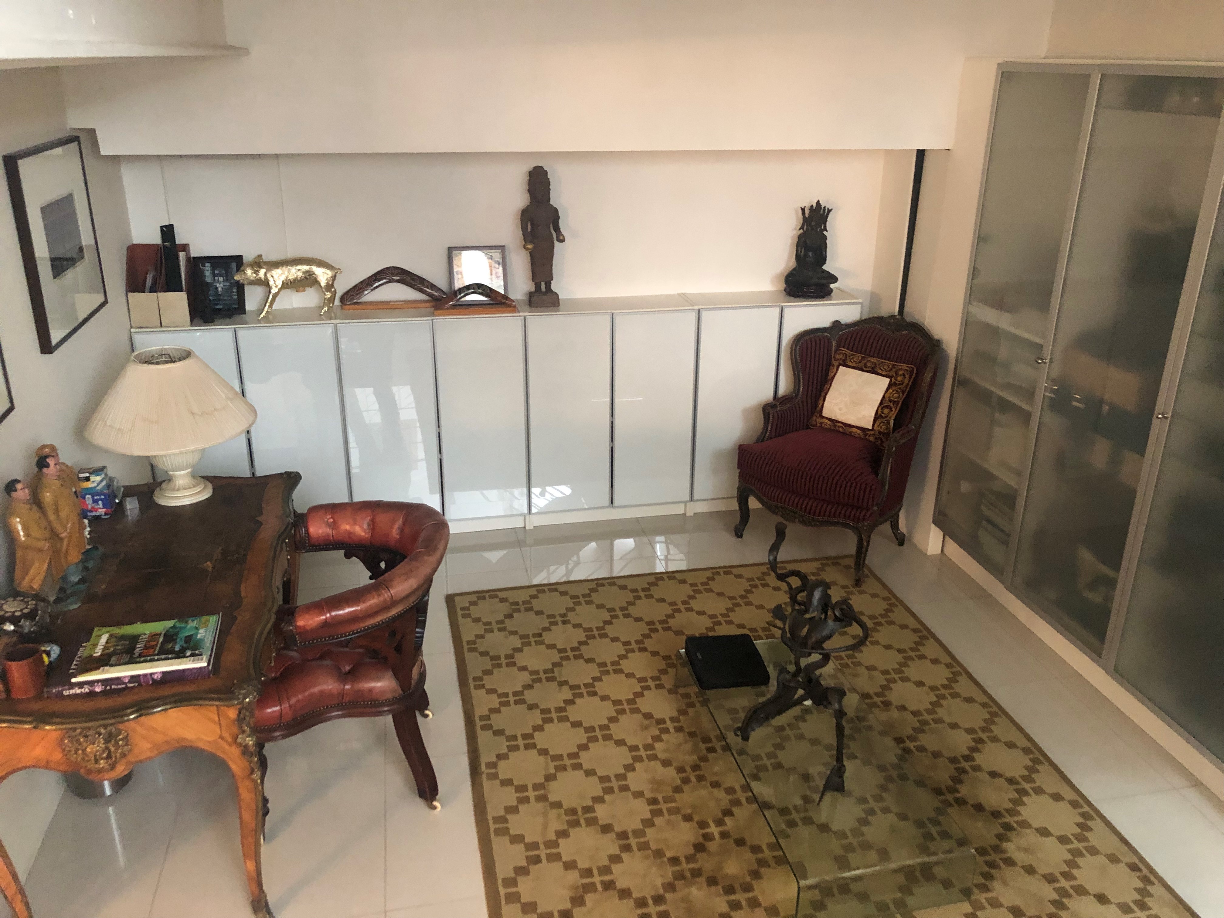 VACANT - Freehold Mid Terrace House