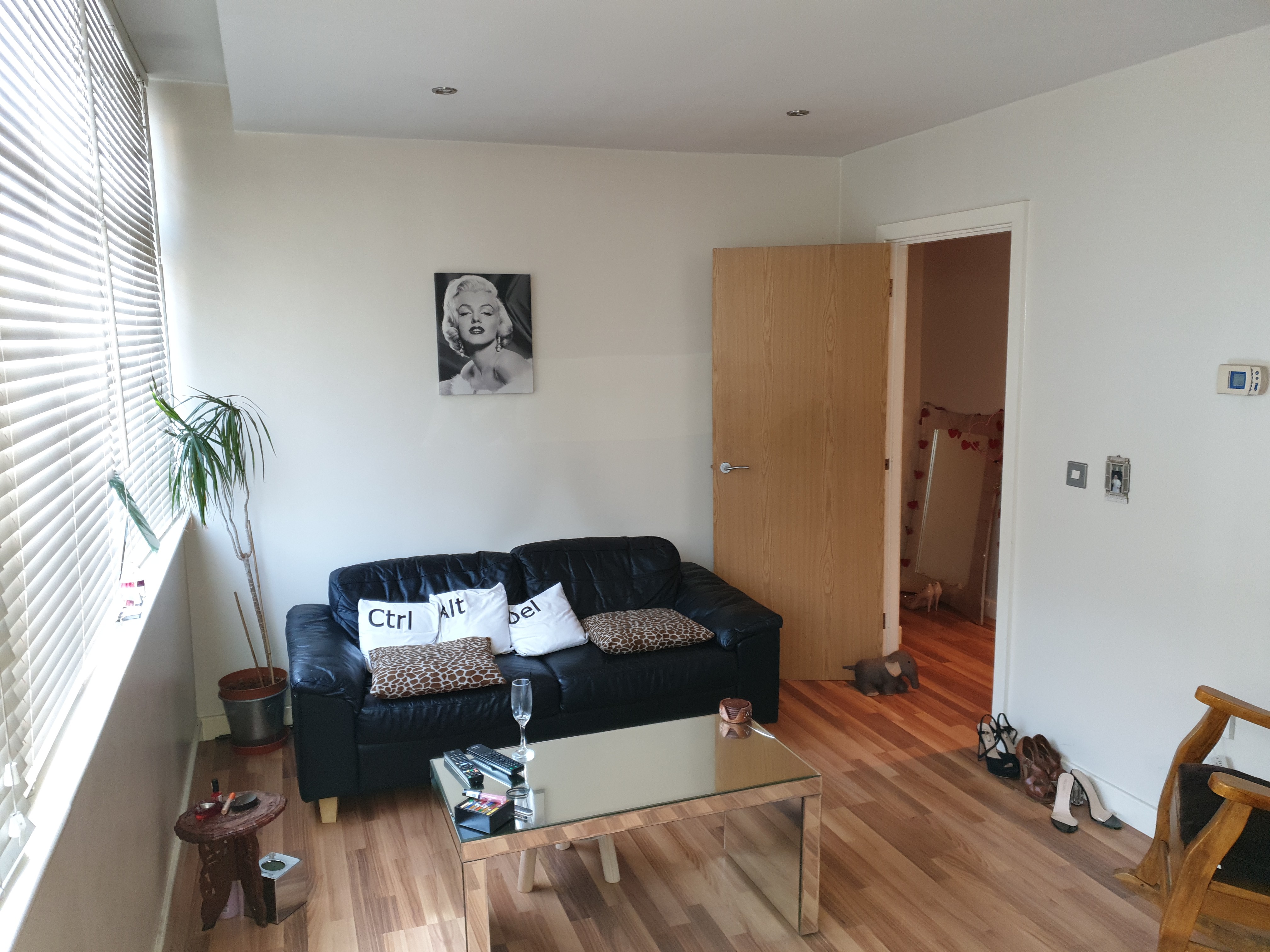 INVESTMENT - Freehold Building