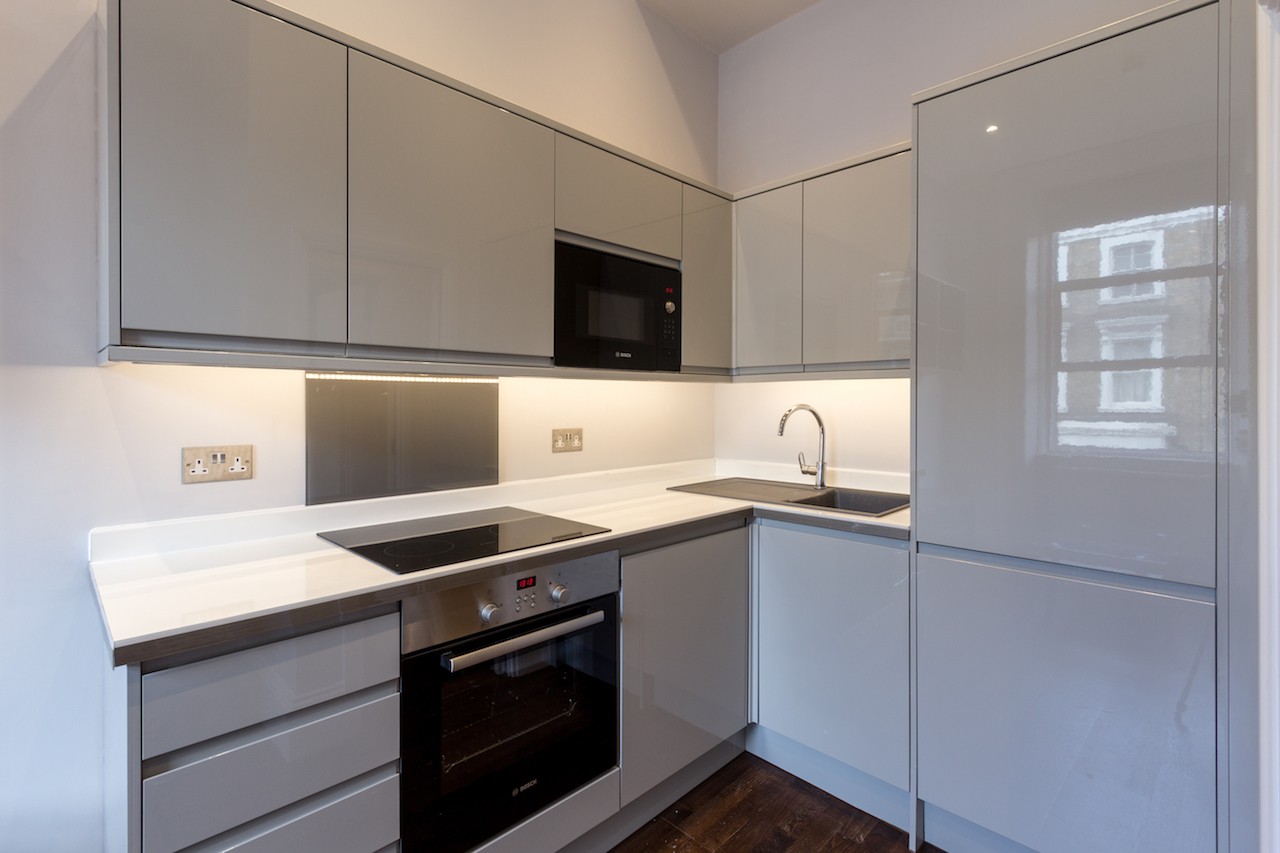 INVESTMENT - Long Leasehold Self Contained First Floor Flat