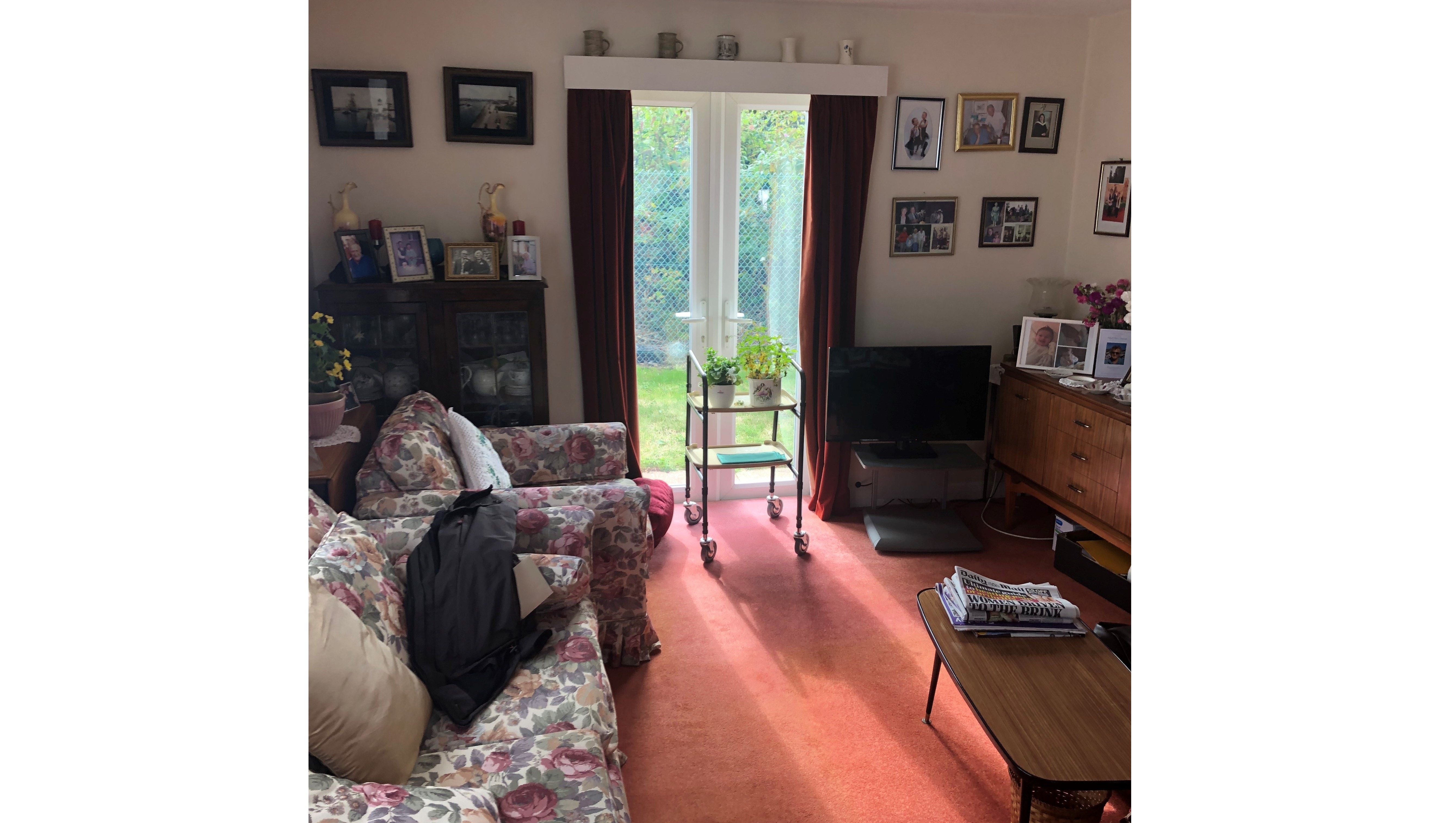 INVESTMENT - Freehold Self Contained Ground Floor Flat