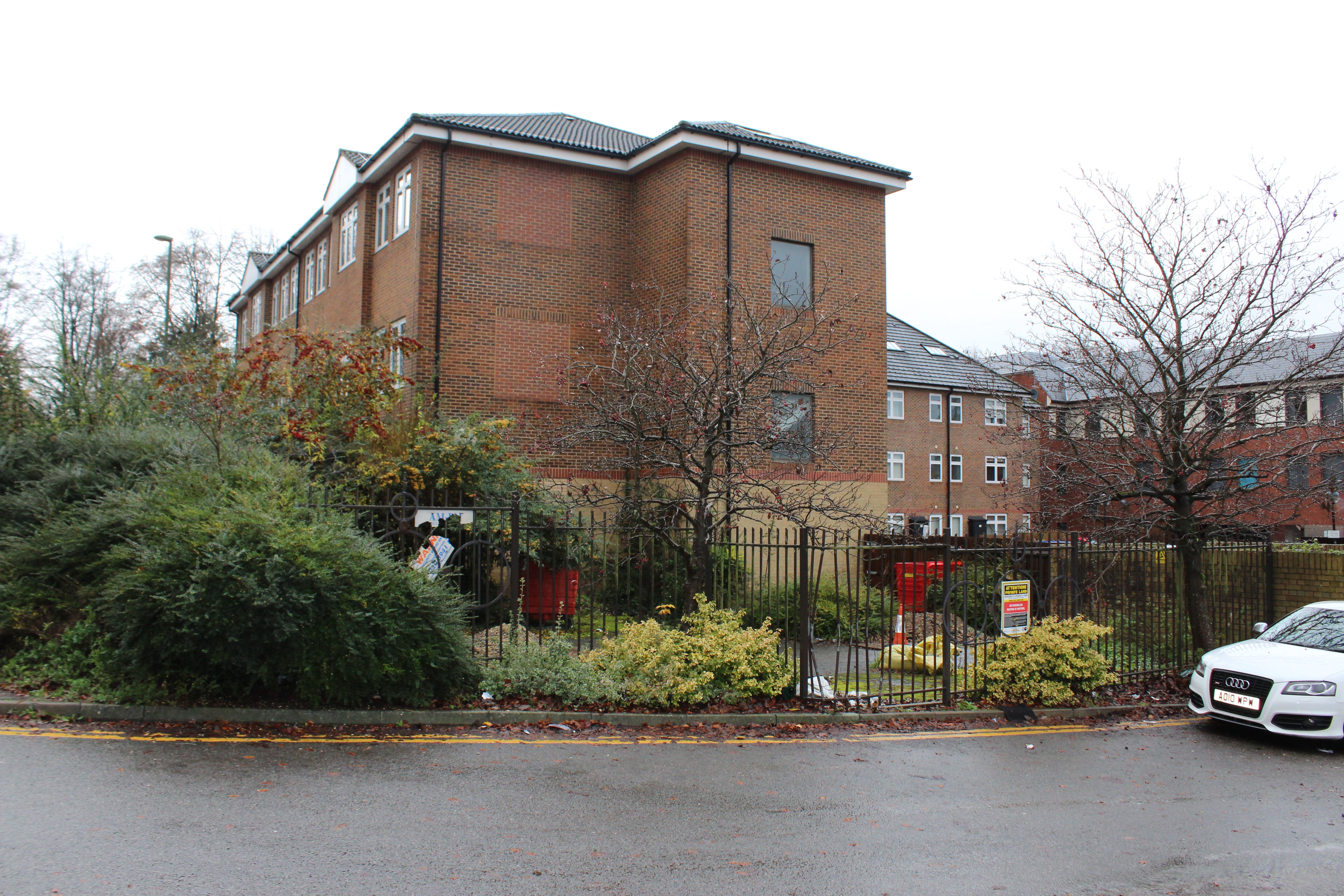 VACANT - Freehold Site with Planning  Permission