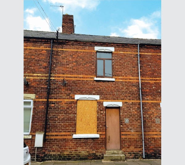 A Freehold Mid Terrace House