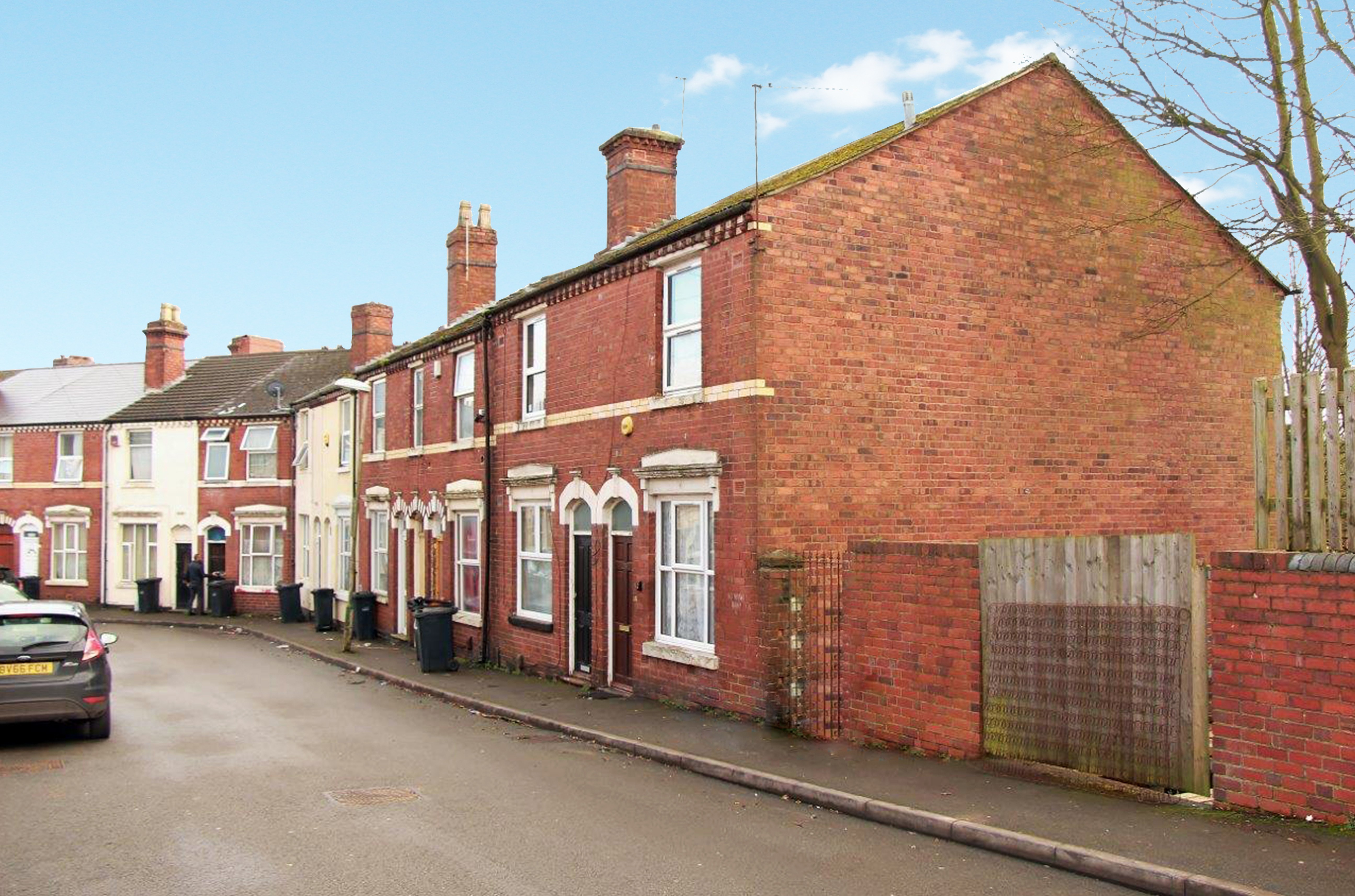 Freehold End of Terrace House