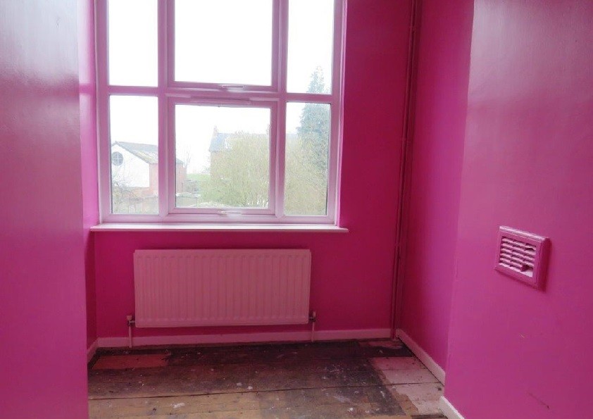 Freehold End of Terrace House