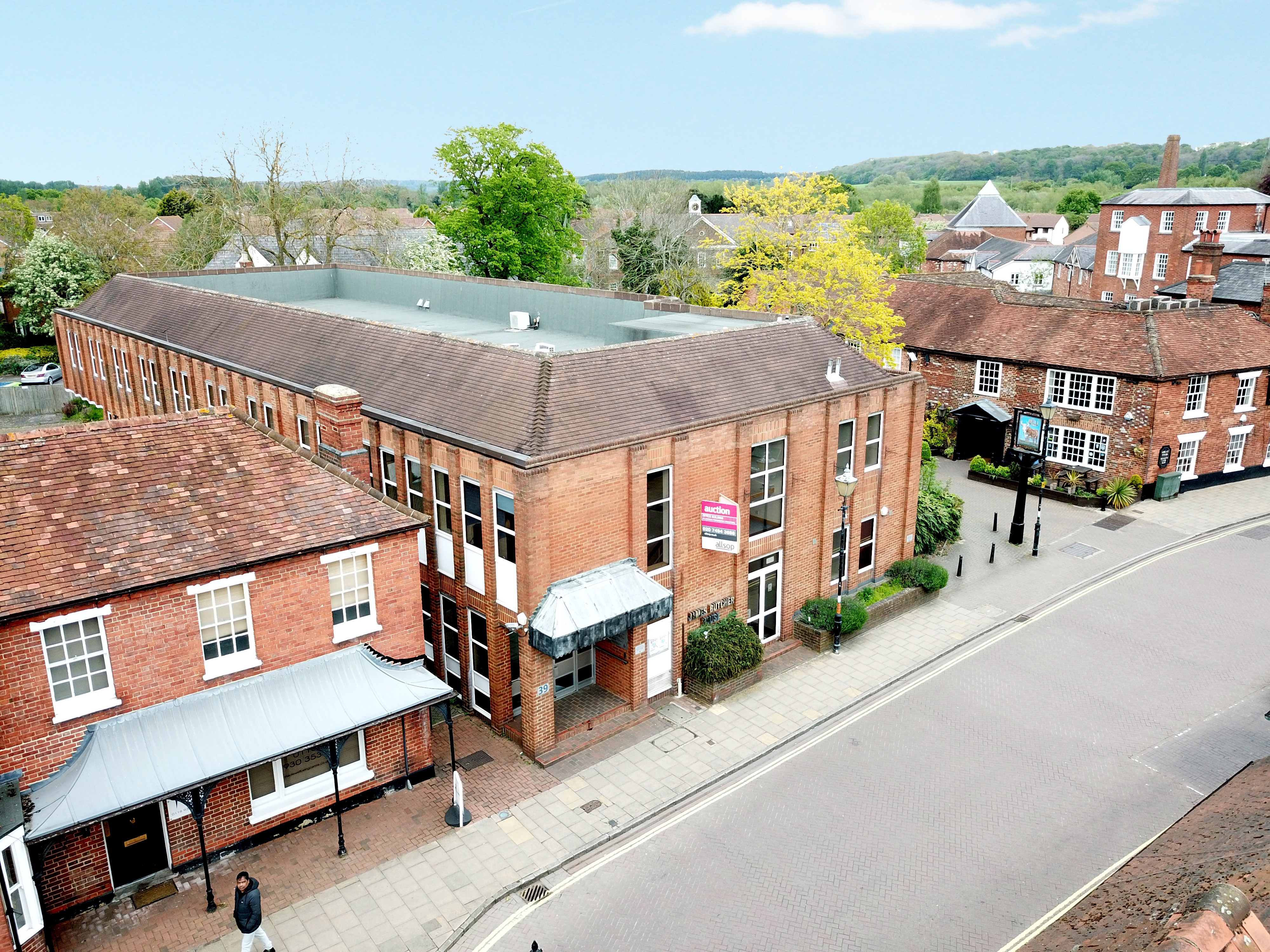 VACANT - A Freehold Development Opportunity 
