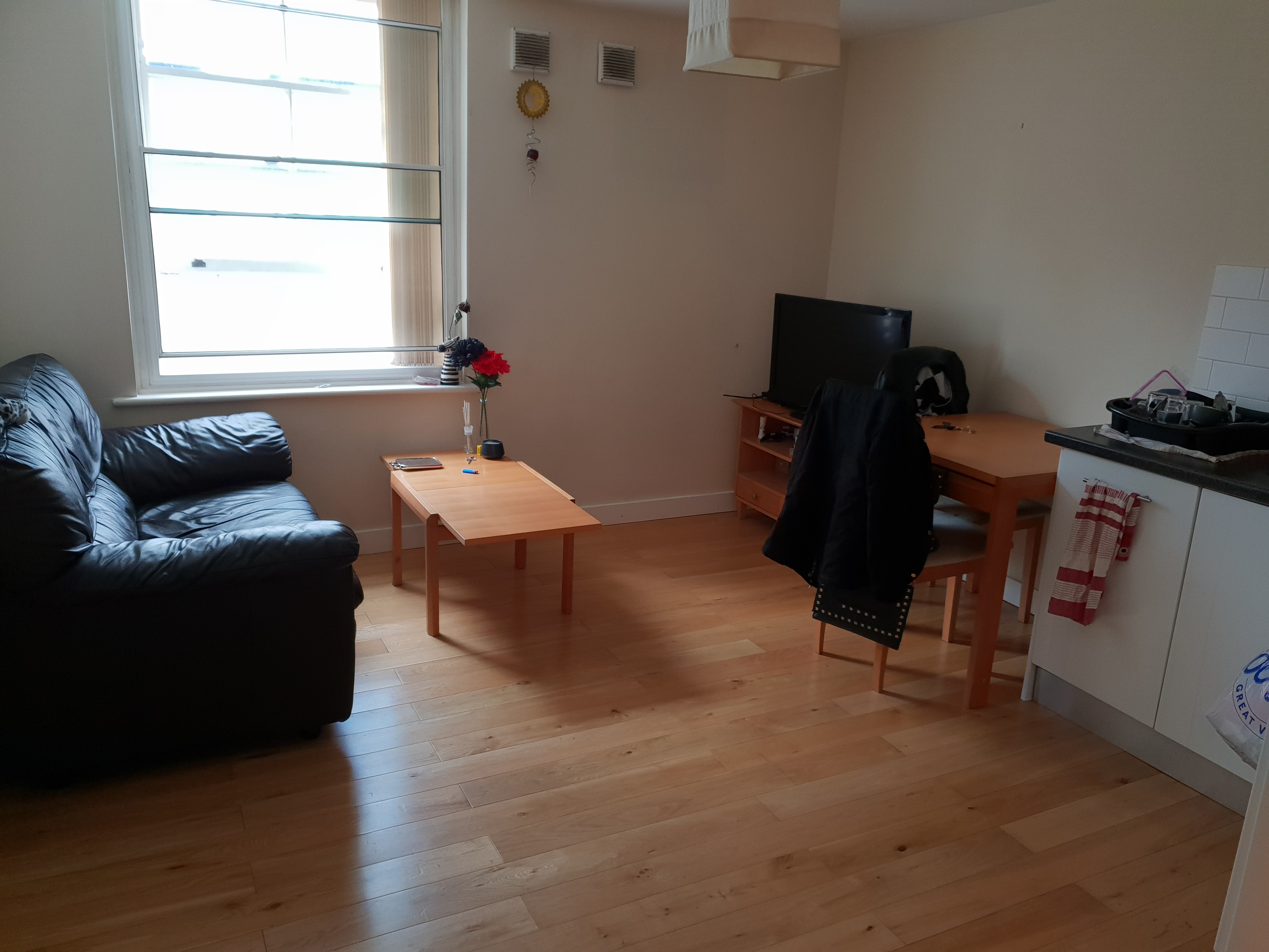 INVESTMENT - Leasehold Self Contained Third Floor Flat