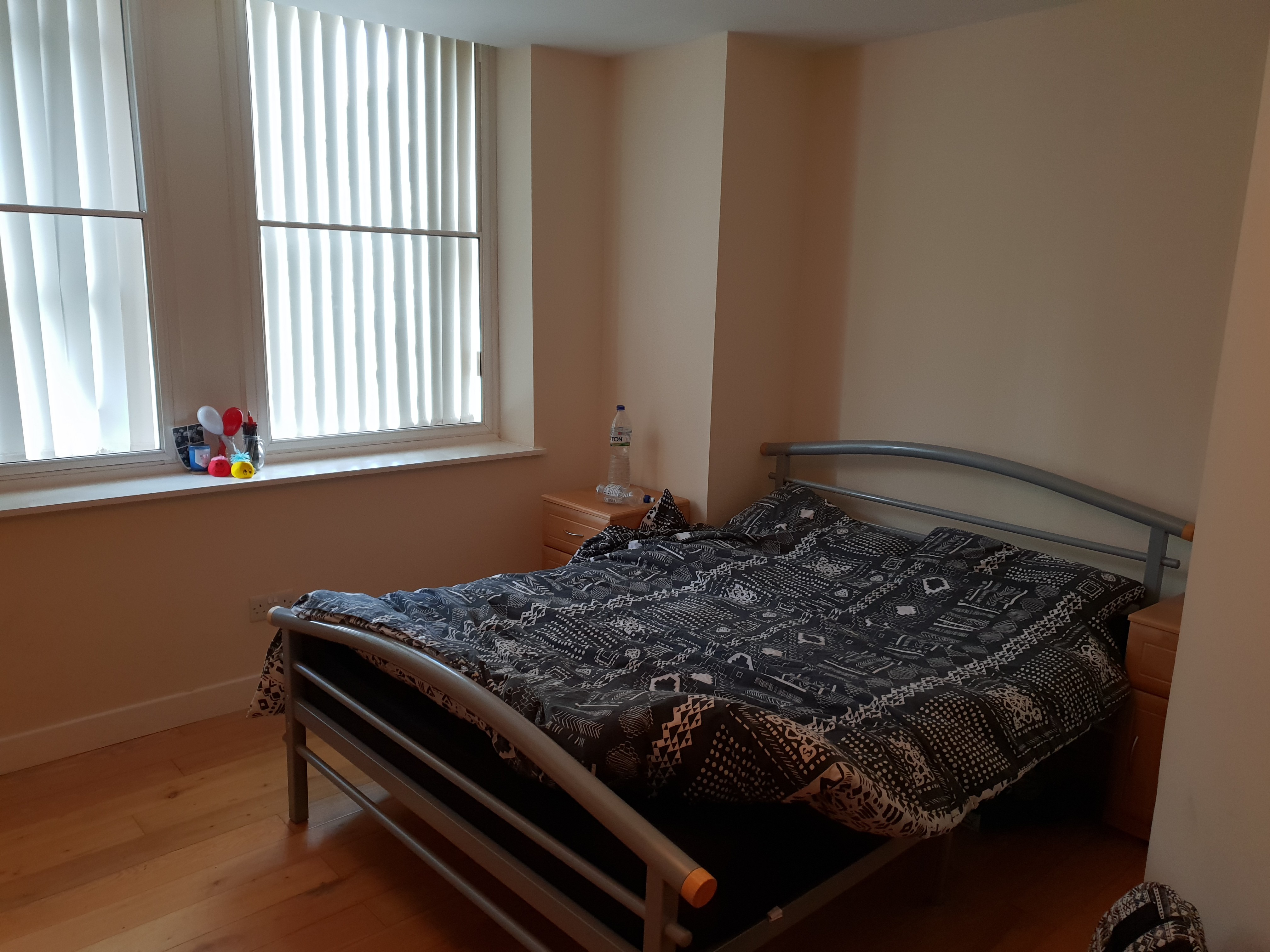 INVESTMENT - Leasehold Self Contained Third Floor Flat