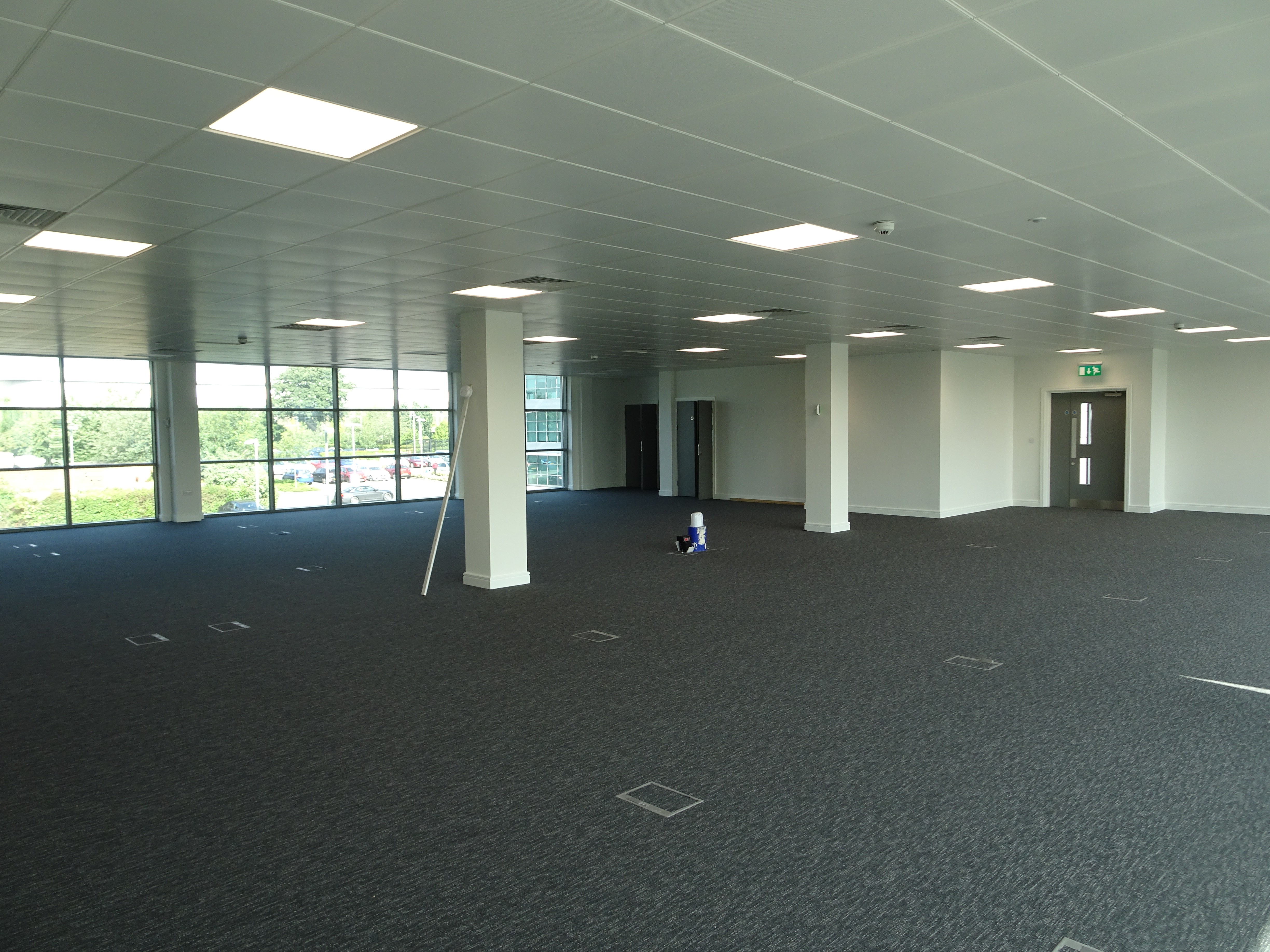 VACANT - Freehold Former Office Building with Planning 