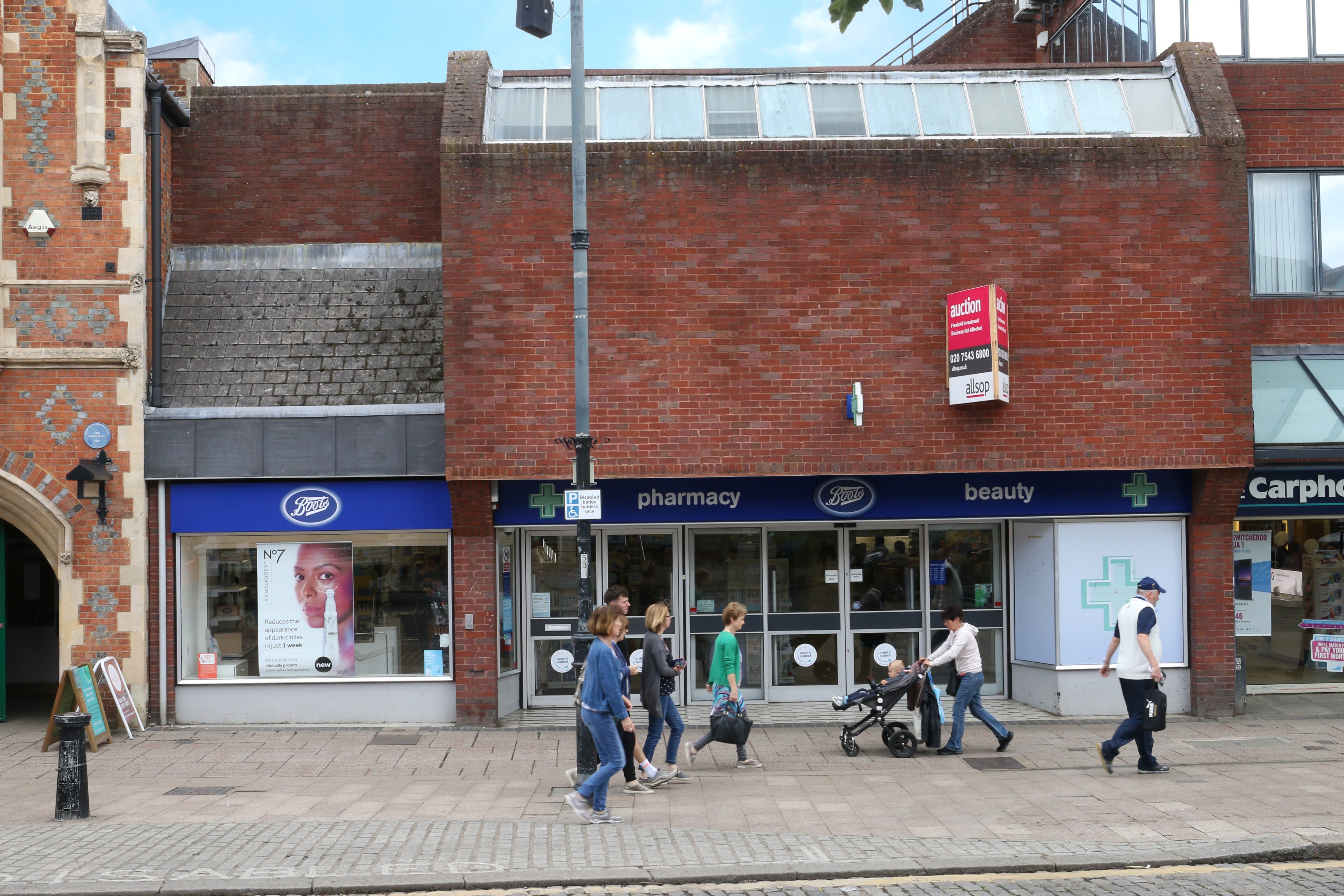Freehold Shop Investment