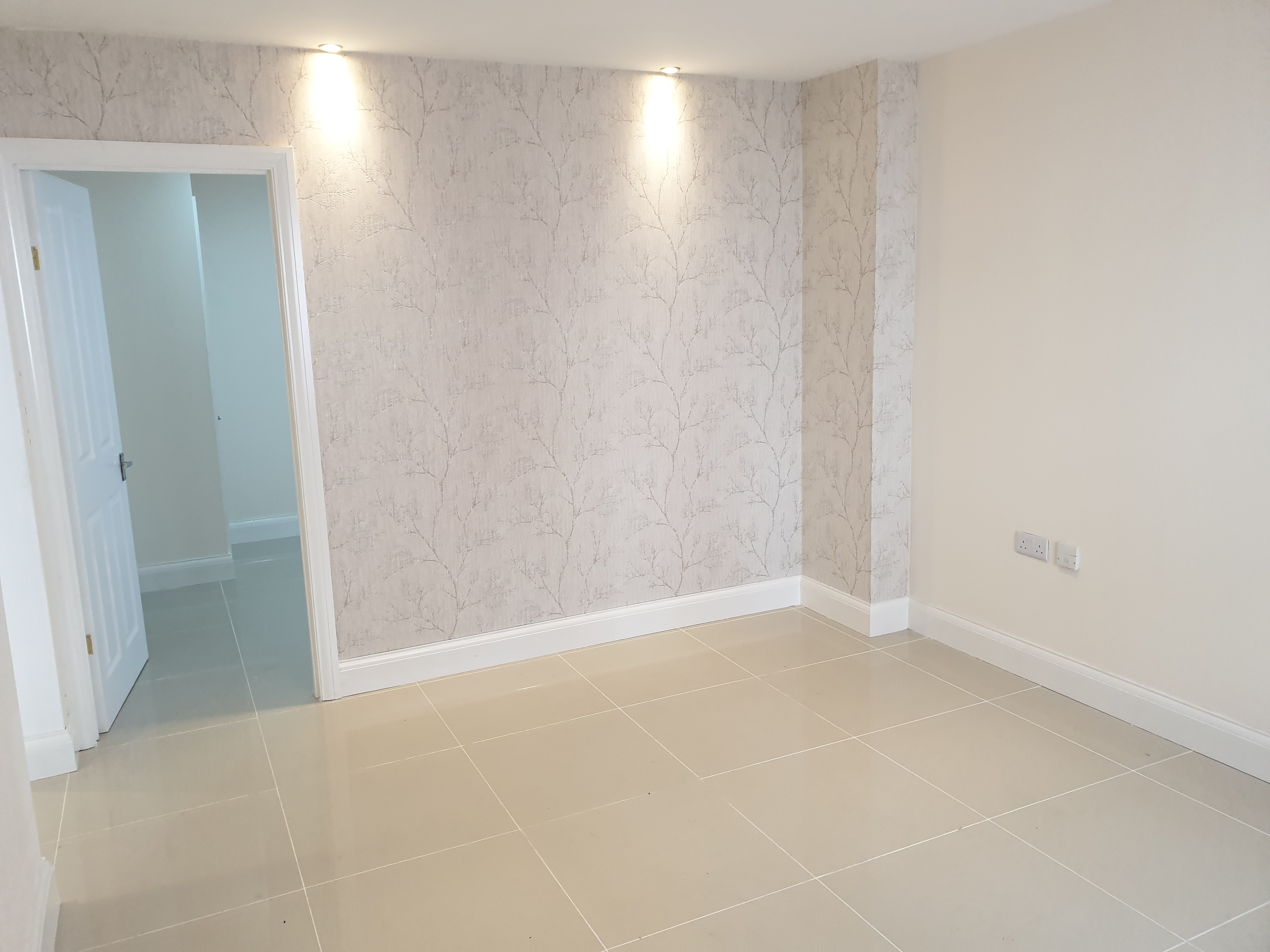 VACANT - Leasehold Self Contained Purpose Built Ground Floor Flat