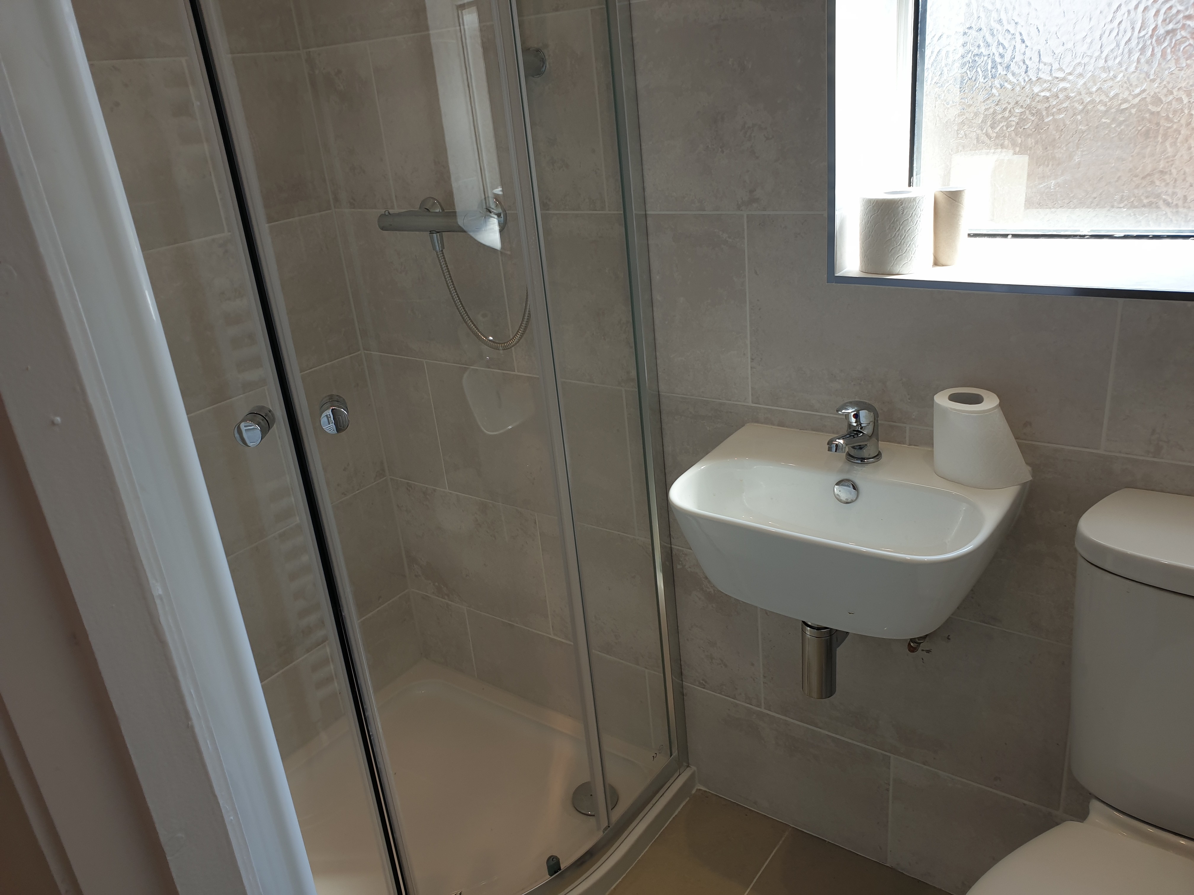VACANT - Leasehold Self Contained Purpose Built Ground Floor Flat
