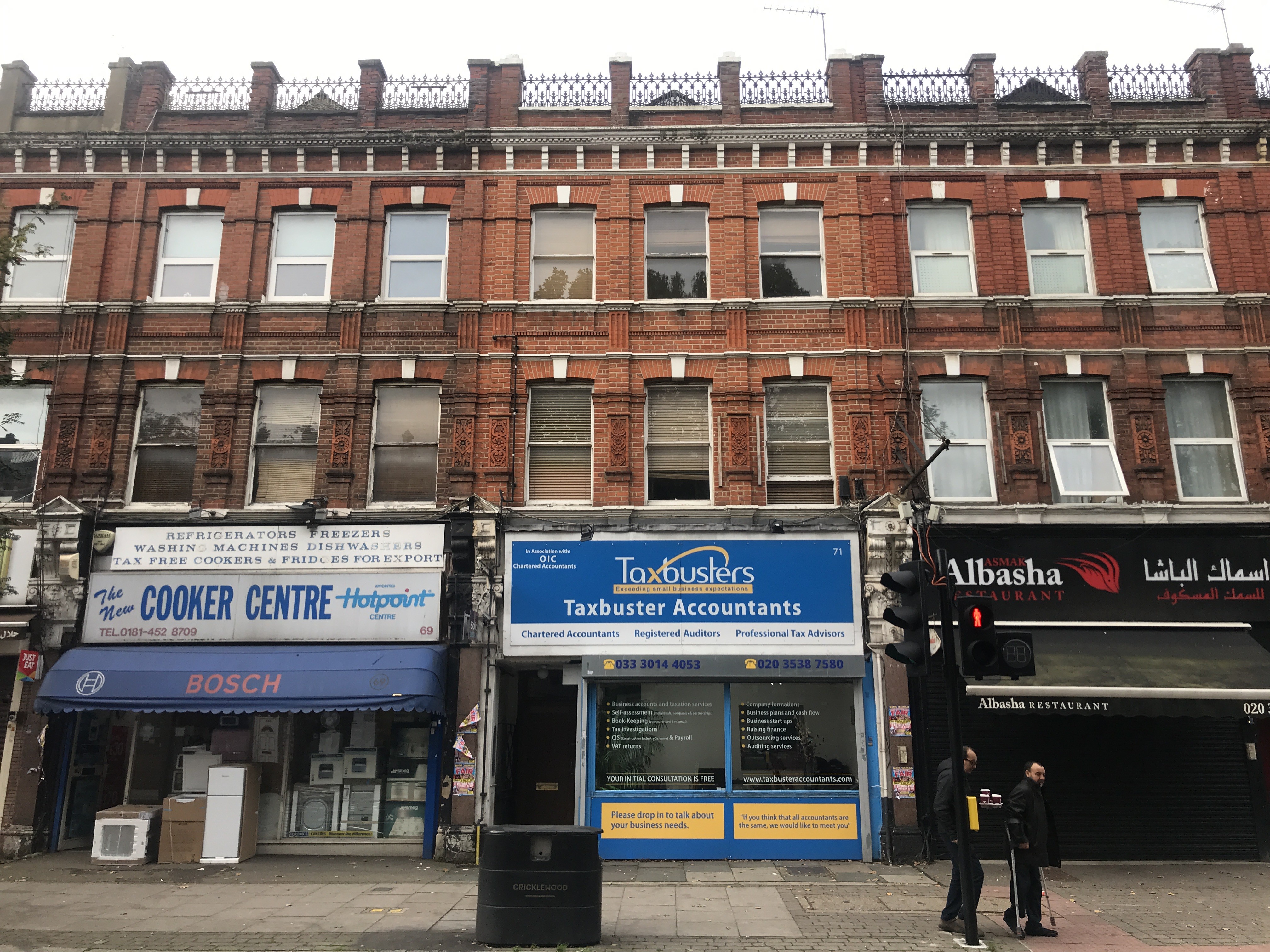 INVESTMENT - Freehold Mid Terrace Building