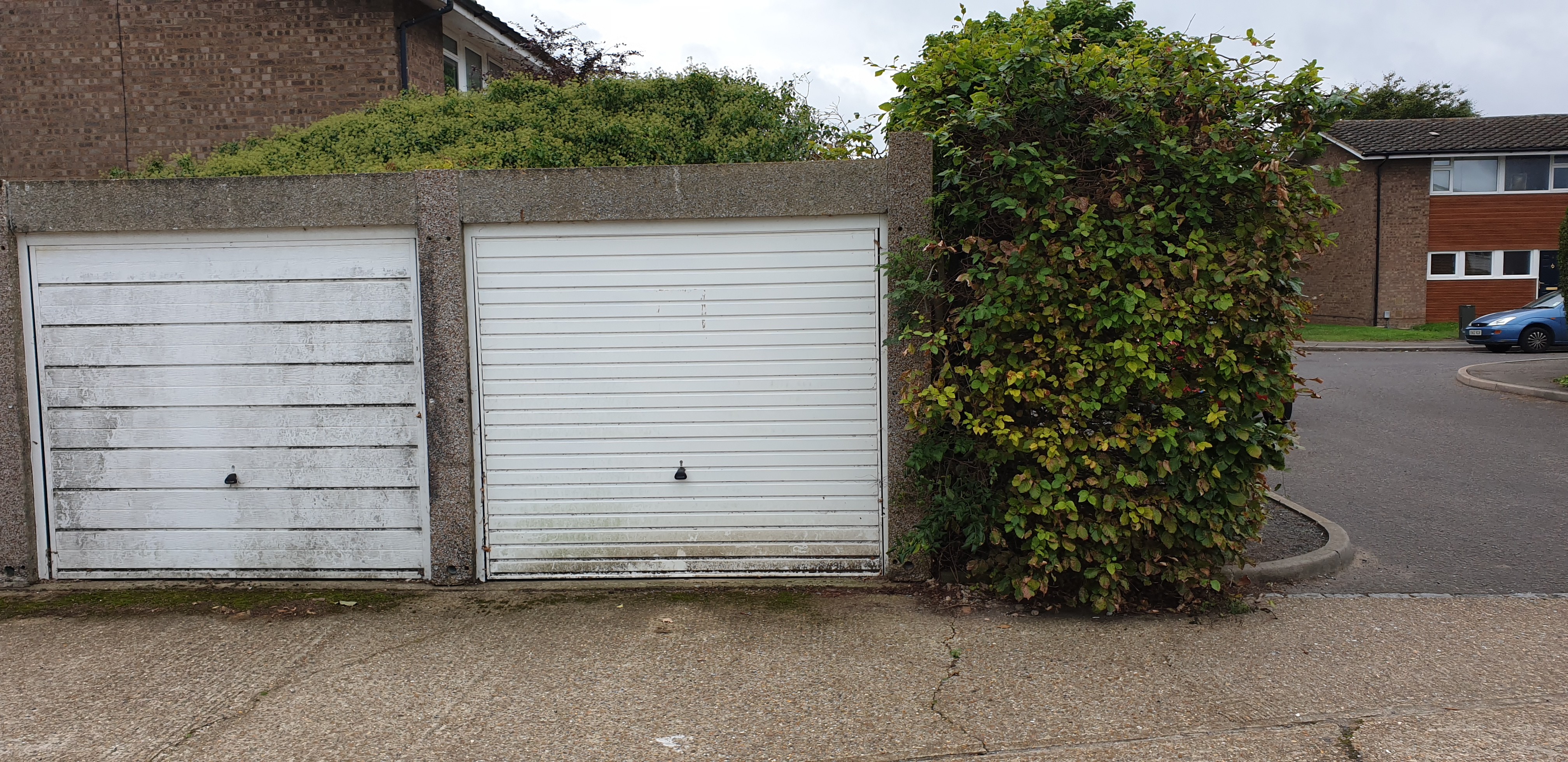 INVESTMENT - Freehold House with Garden and Separate Garage