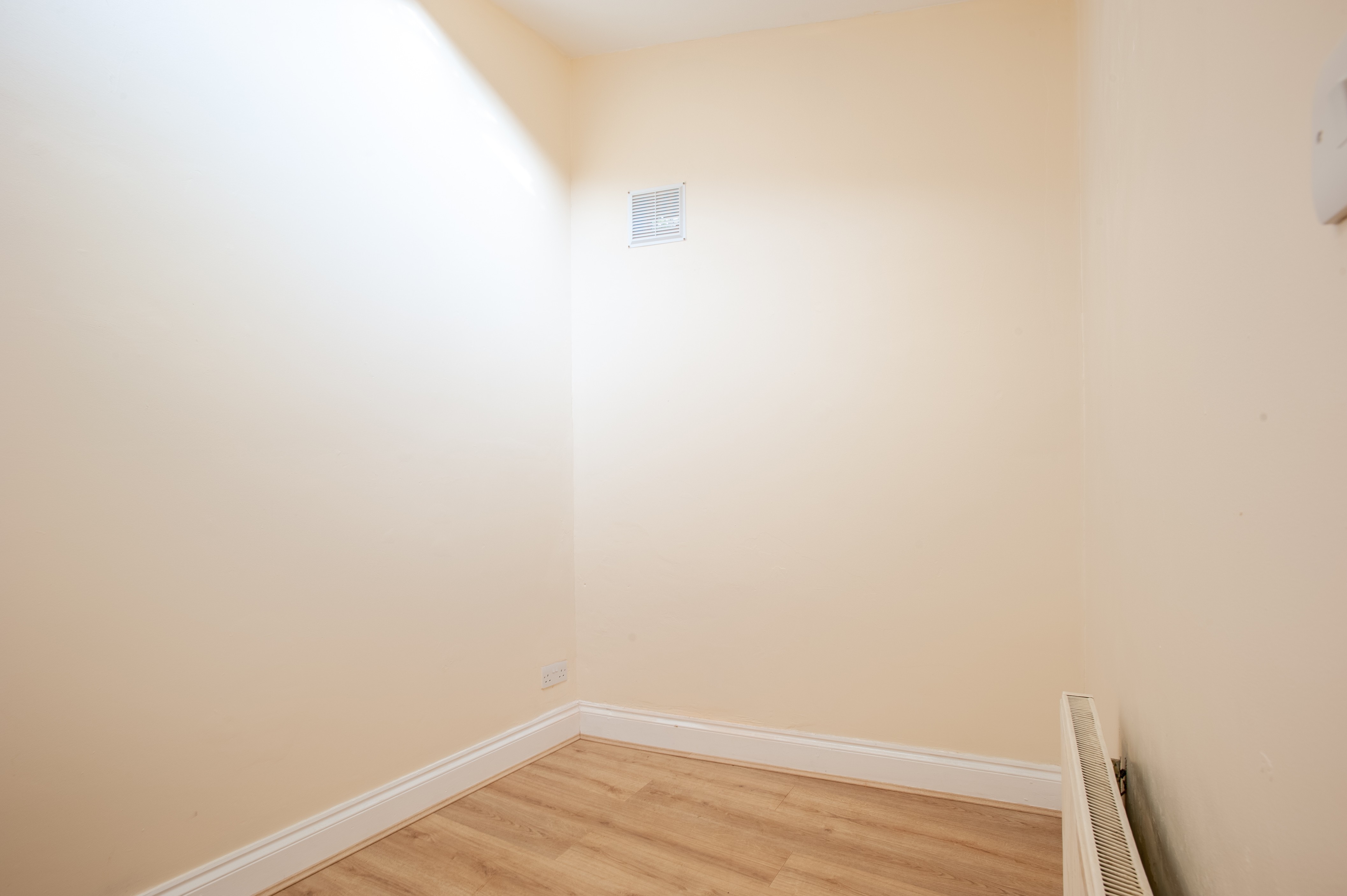 INVESTMENT - Freehold Bungalow 